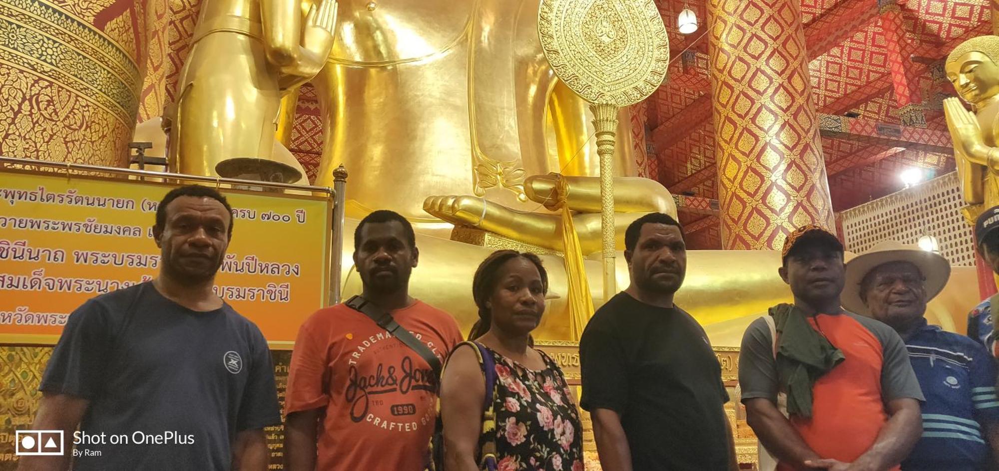 V House Hotel Phra Nakhon Si Ayutthaya Buitenkant foto