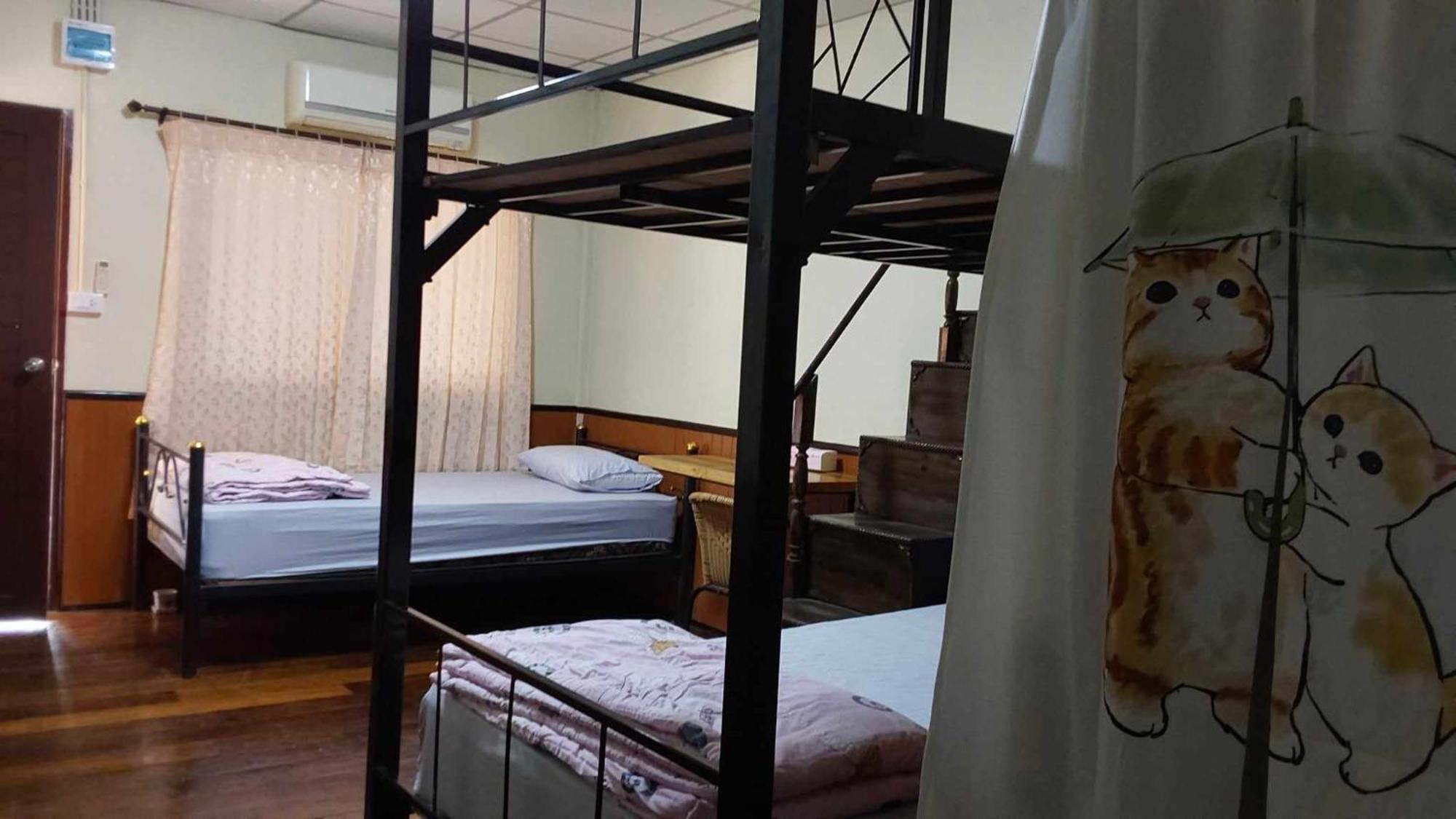 V House Hotel Phra Nakhon Si Ayutthaya Buitenkant foto